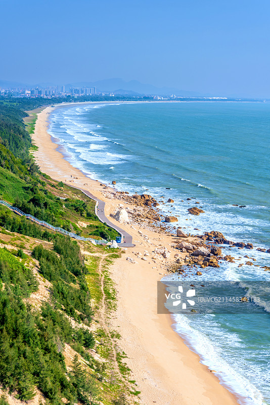 中国广东茂名电白晏镜岭下海岸线图片素材