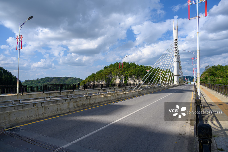 龙里县巫山峡谷观景桥图片素材