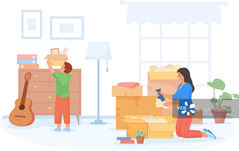 母亲和孩子打包搬家图片素材