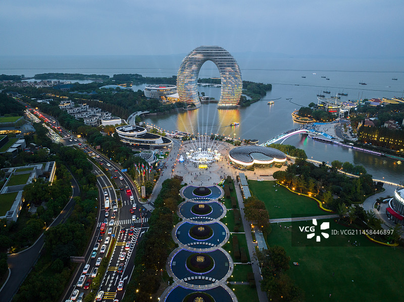 湖州南太湖度假区月亮广场和喜来登酒店航拍图片素材