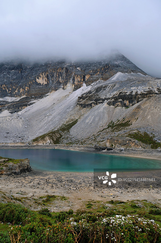 稻城亚丁·五色海图片素材