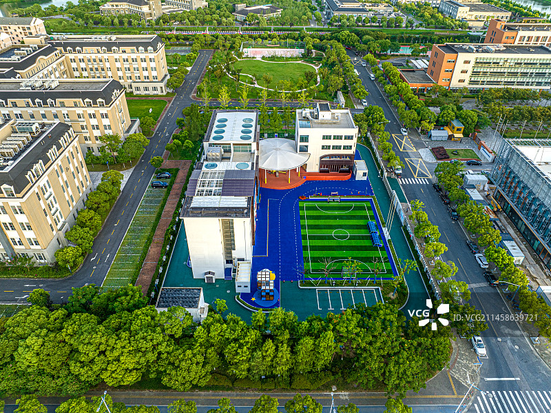 YEW CHUNG 上海临港耀中外籍人员子女学校 YCIS 临港新城 国际学校 外国人学校图片素材