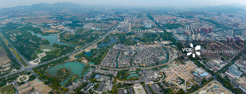 中国山东济南章丘明水古城全景航拍图片素材