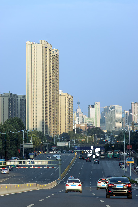 山东济南经十路街景图片素材