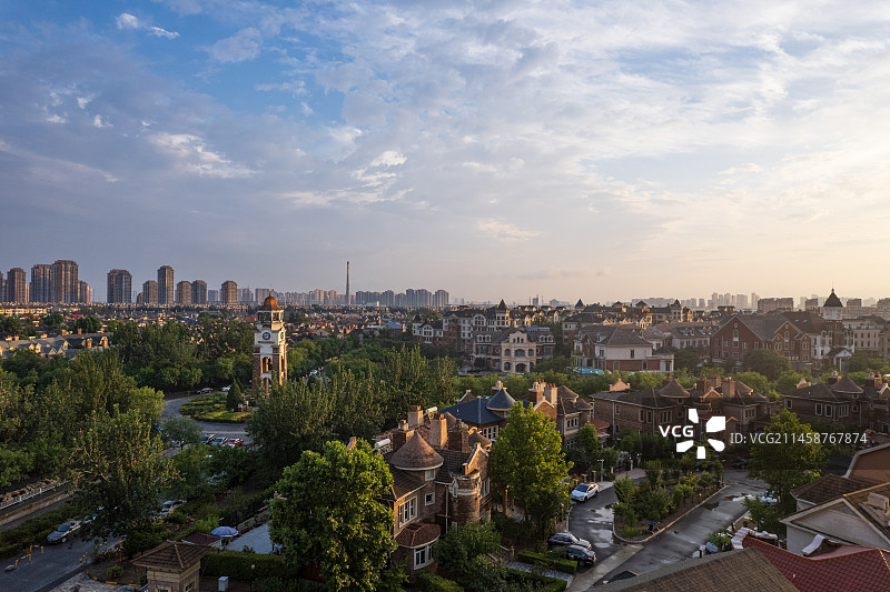 天津外环线周边城镇建筑日落风光图片素材
