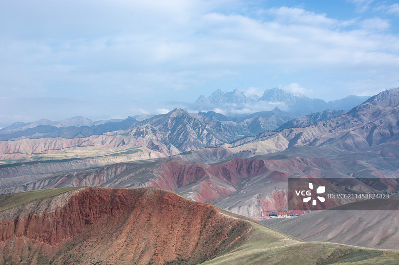 中国青海海北藏族自治州祁连县卓尔山风景名胜区丹霞地貌自然风光图片素材