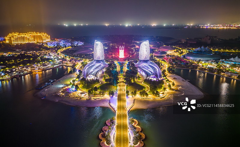 海南儋州海花岛城市建筑旅游度假，城市建筑夜景灯光秀图片素材