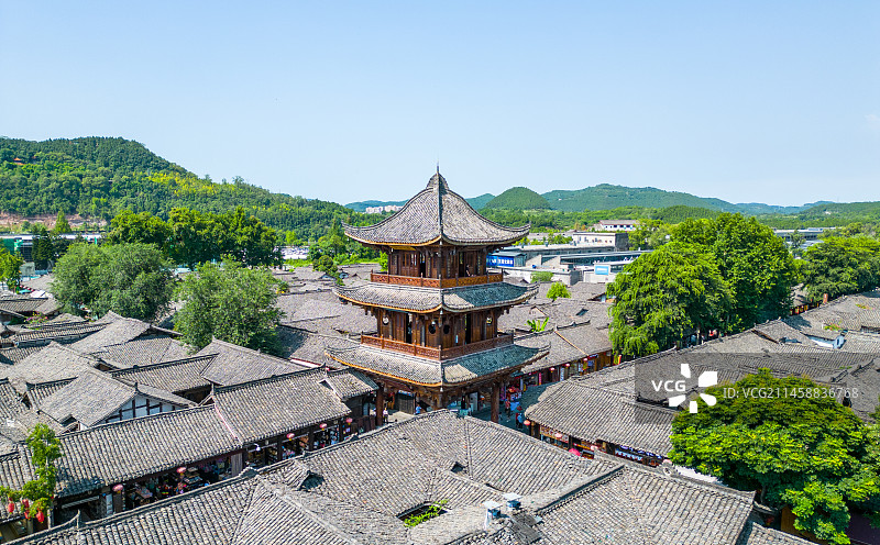 春节发源地中国四大古城之一，四川阆中古城高视角航拍古建筑街道图片素材