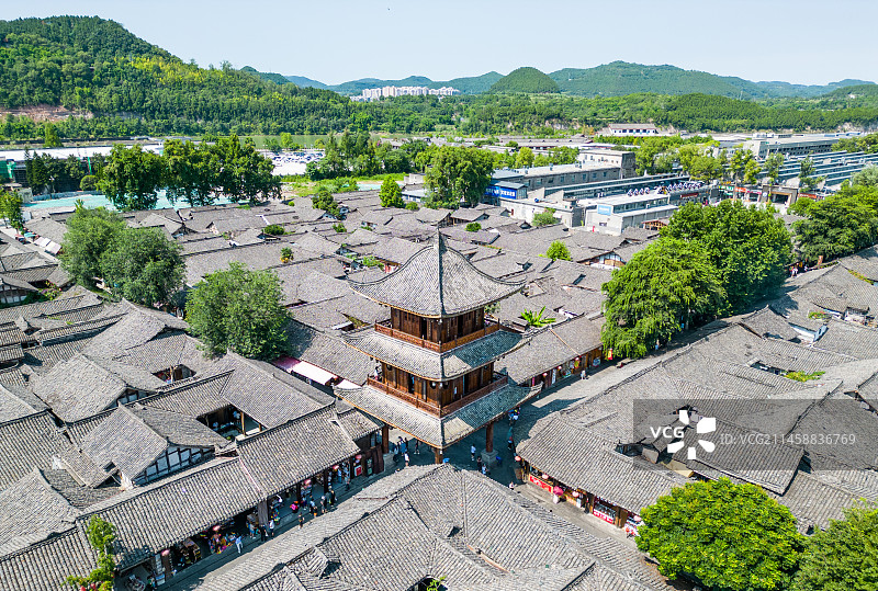 春节发源地中国四大古城之一，四川阆中古城高视角航拍古建筑街道图片素材