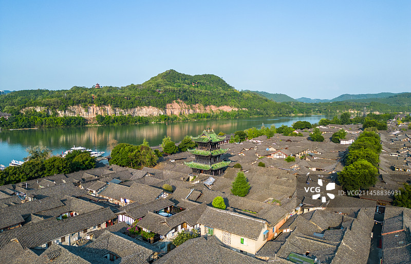 春节发源地中国四大古城之一，四川阆中古城高视角航拍古建筑街道图片素材