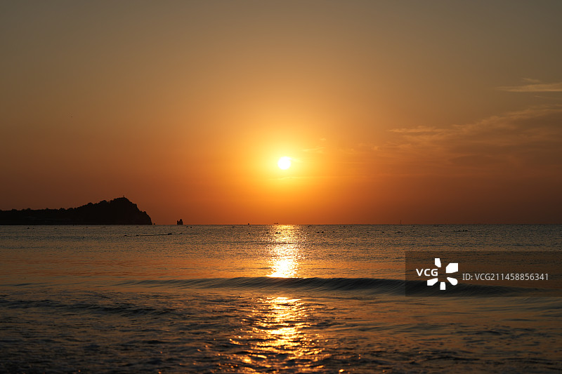 青岛石老人日出图片素材