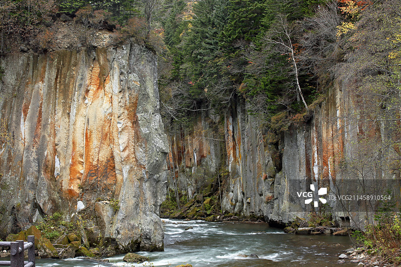 日本北海道上川郡大箱柱状节理图片素材
