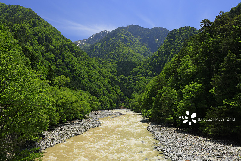 日本富山县黑部峡谷锦绣関石图片素材
