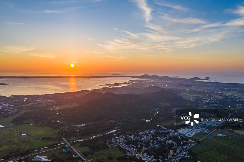 海南万宁东山岭日出（航拍视角）图片素材