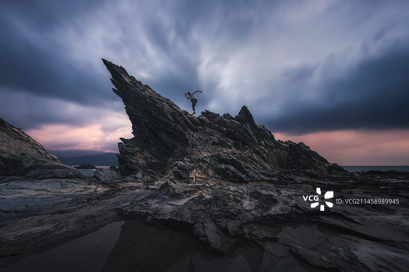 黑岩角之舞图片素材