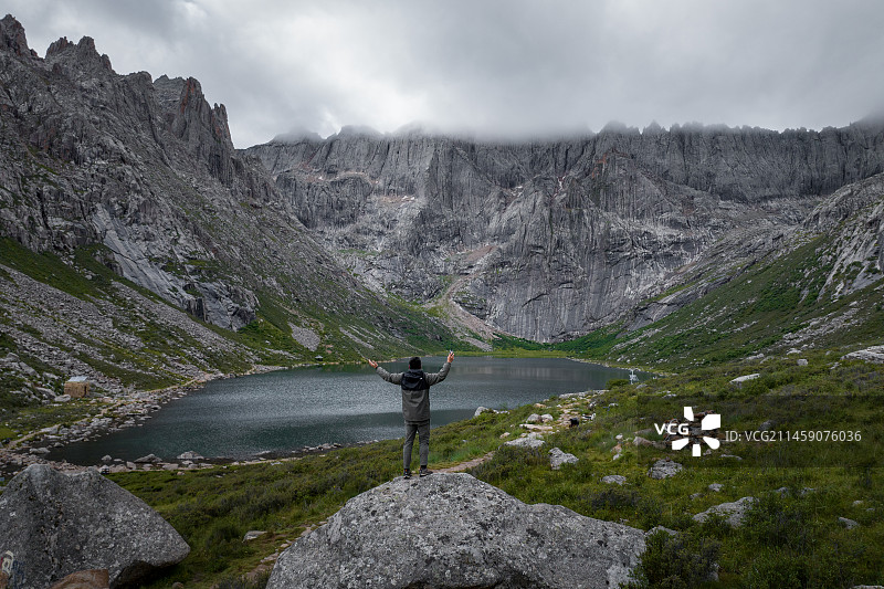 四川省阿坝州莲宝叶则景区山川风光航拍图片素材