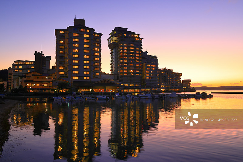 日本石川县和仓温泉暮色图片素材