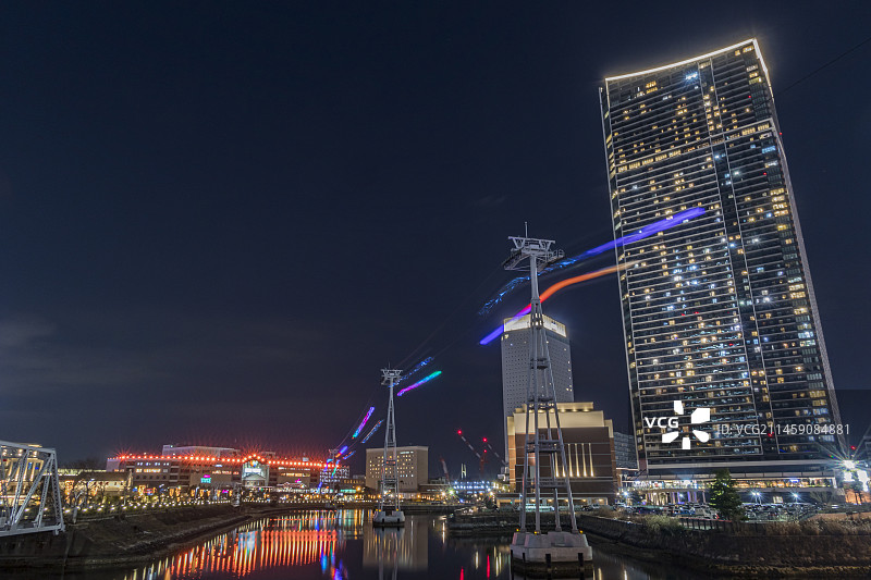 日本神奈川县横滨港未来夜景图片素材