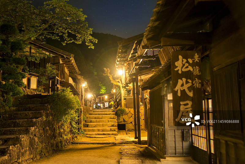 日本妻笼宿夜景：长野县木曾郡南木曾町图片素材