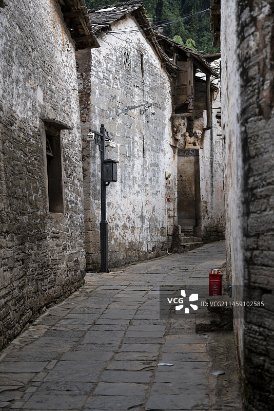 贵州省安顺市本寨的巷子图片素材