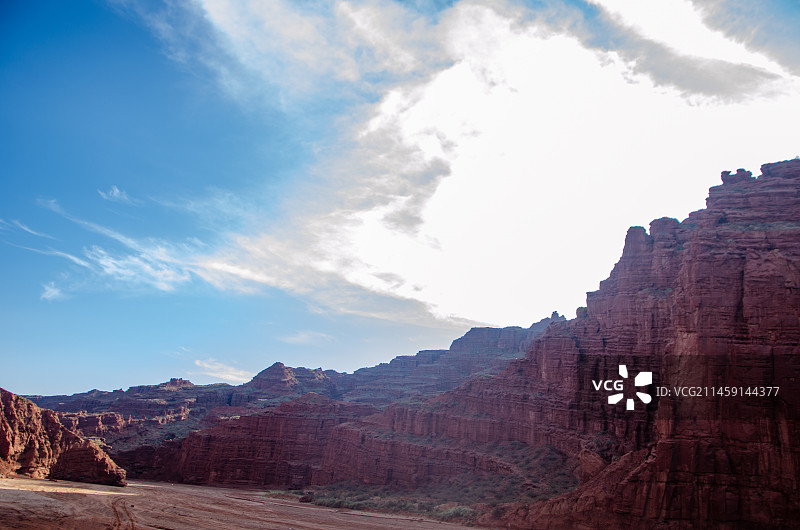 新疆温宿托木尔大峡谷图片素材