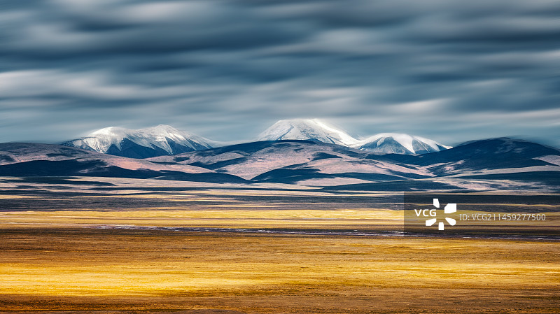 青海可可西里玉珠峰图片素材