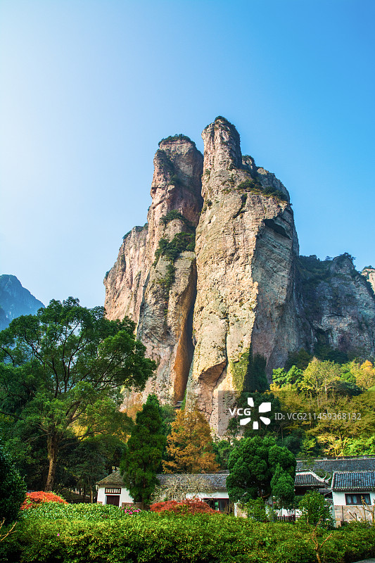 雁荡山 灵峰景区 合掌峰 情侣峰 温州 乐清市 山景 地标景点 标志性景观 世界地质公园图片素材