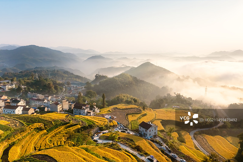 浙江省天台县鎏金梯田，云海日出。图片素材