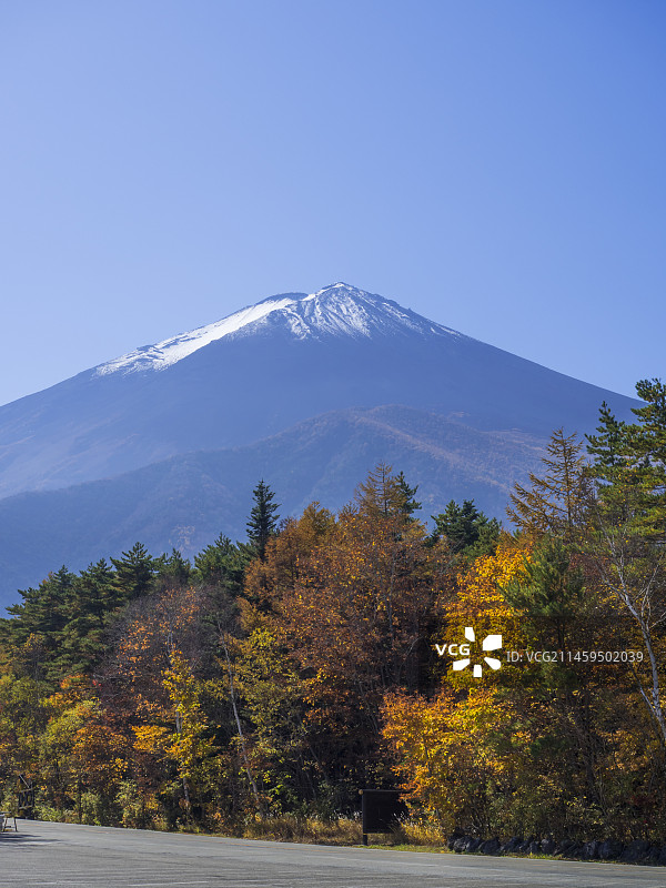 从富士斯巴鲁线看到的富士山，日本山梨县富士吉田市图片素材
