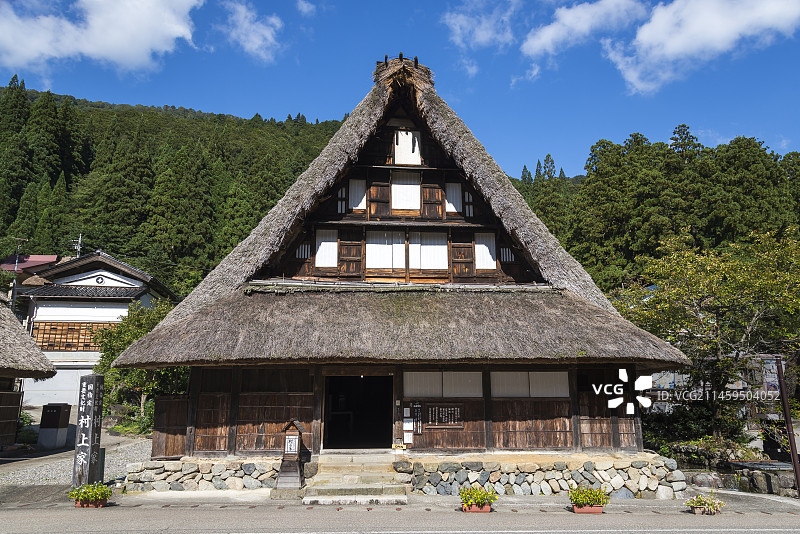 日本五箇山合掌造村上家住宅图片素材