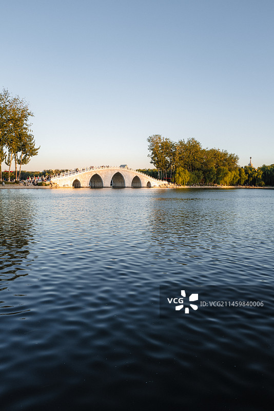 北京玉渊潭公园的秋季风光图片素材