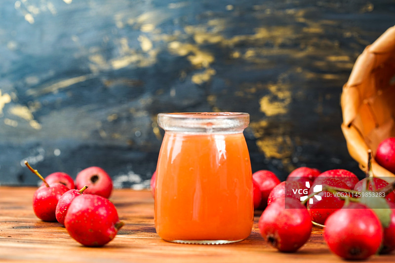 纯手工山楂苹果汁图片素材