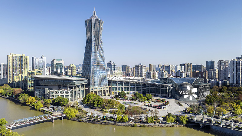西湖文化广场侧面冬季蓝天航拍图片素材