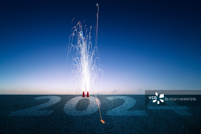 城市平台燃放的烟花图片素材