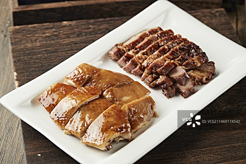港式茶餐卤水鸭叉烧肉双拼图片素材