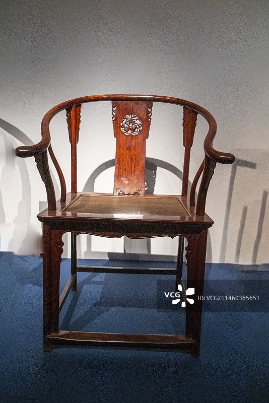明代家具，黄花梨木家具，庄氏捐赠明代家具，上海博物馆馆藏，上海博物馆明清家具馆馆藏，明代黄花梨木四出图片素材