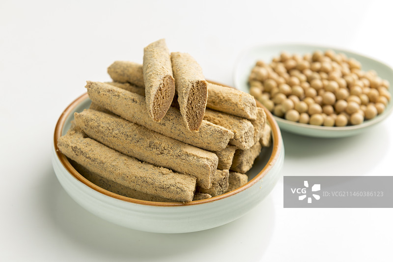 天津传统小吃豆根糖黄豆糖特写图片素材