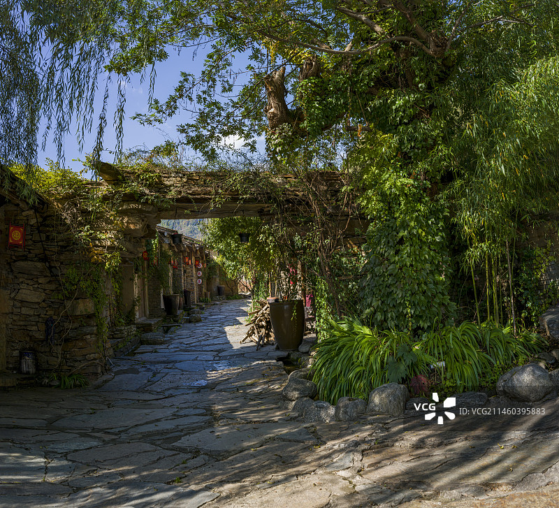 联合国世界旅游组织2023年“最佳旅游乡村”——陕西商洛朱家湾村风光图片素材