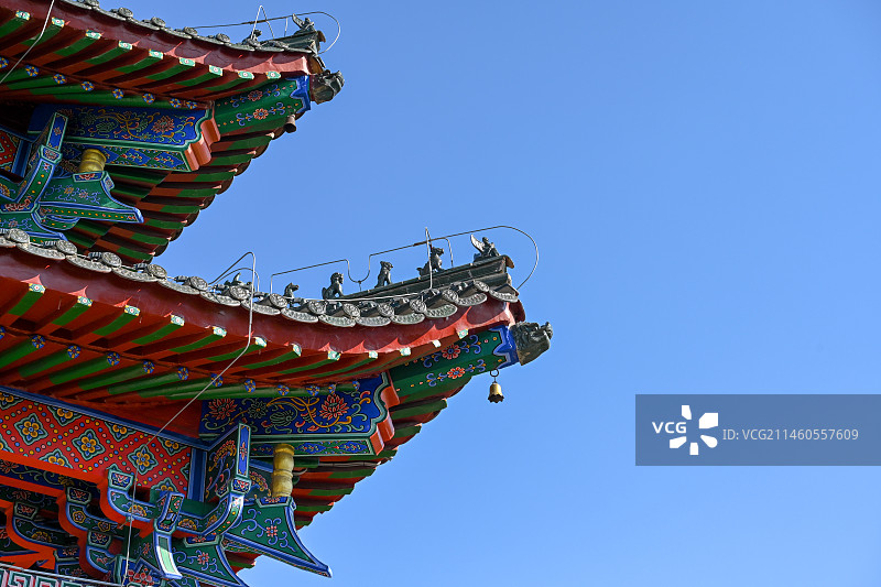 中国开封菊花节铁塔公园接引殿佛教古建筑图片素材