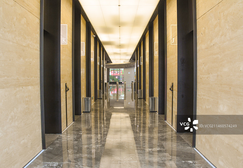 写字楼电梯厅图片素材