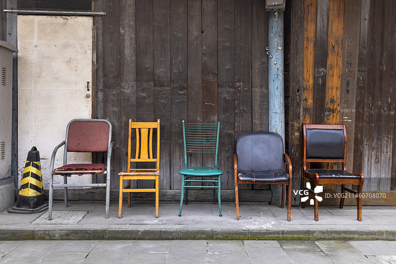路边的椅子图片素材