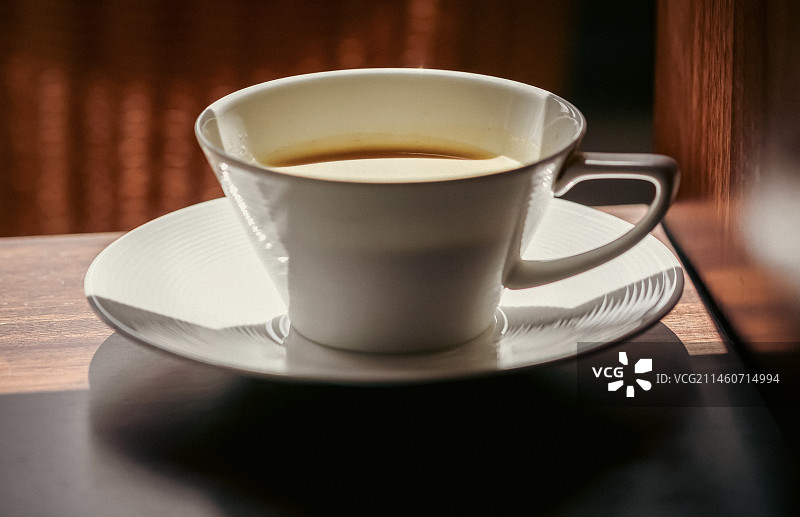 桌上的咖啡图片素材