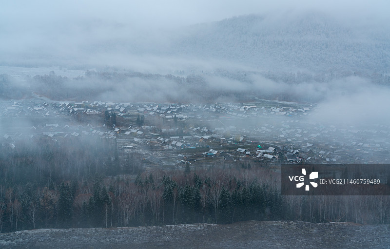新疆阿勒泰禾木村雪景图片素材