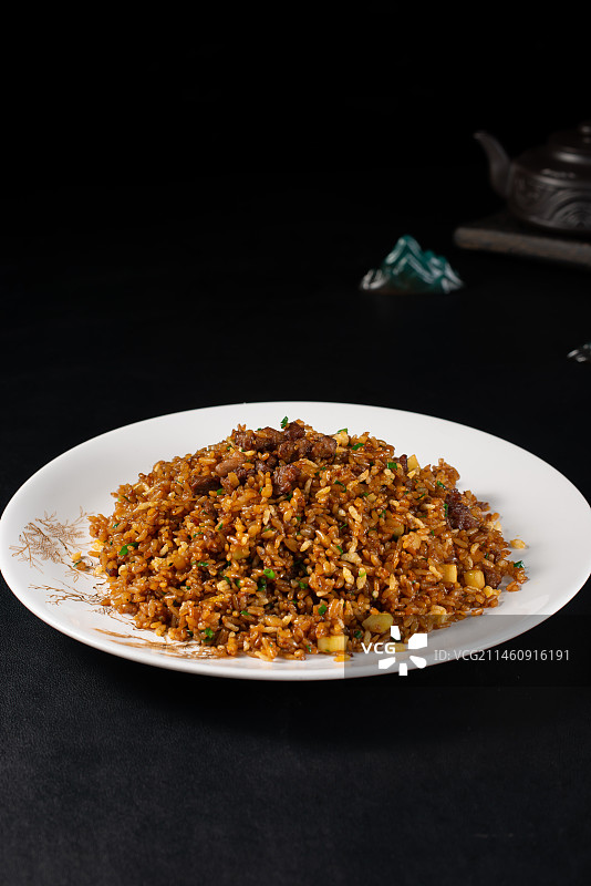 黑松露牛肉炒饭图片素材
