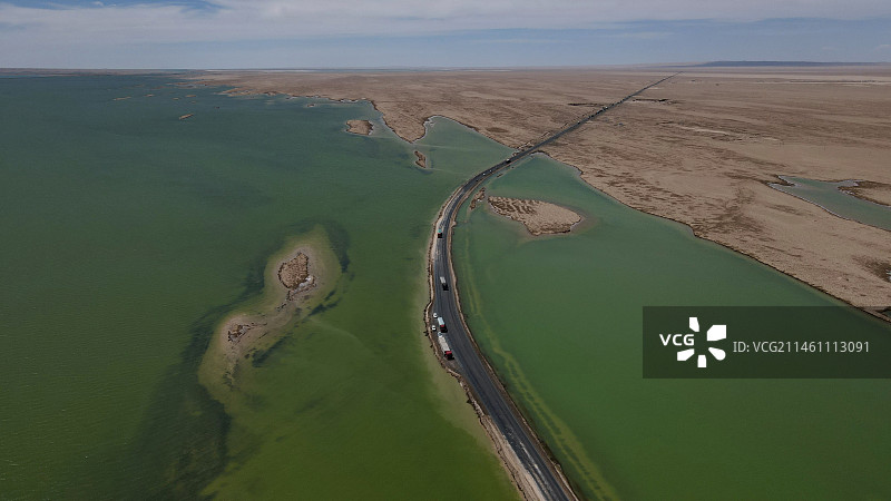 西台吉乃尔湖图片素材