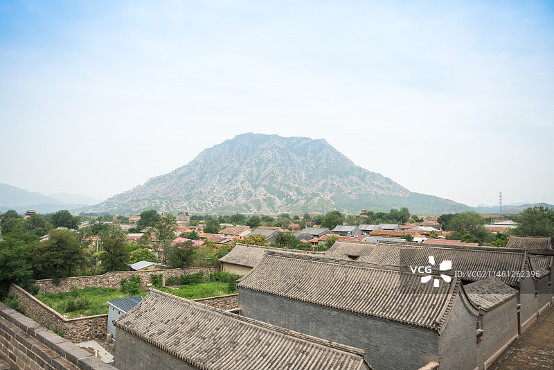 中国河北省张家口市怀来县鸡鸣驿  古城区  鸡鸣山图片素材