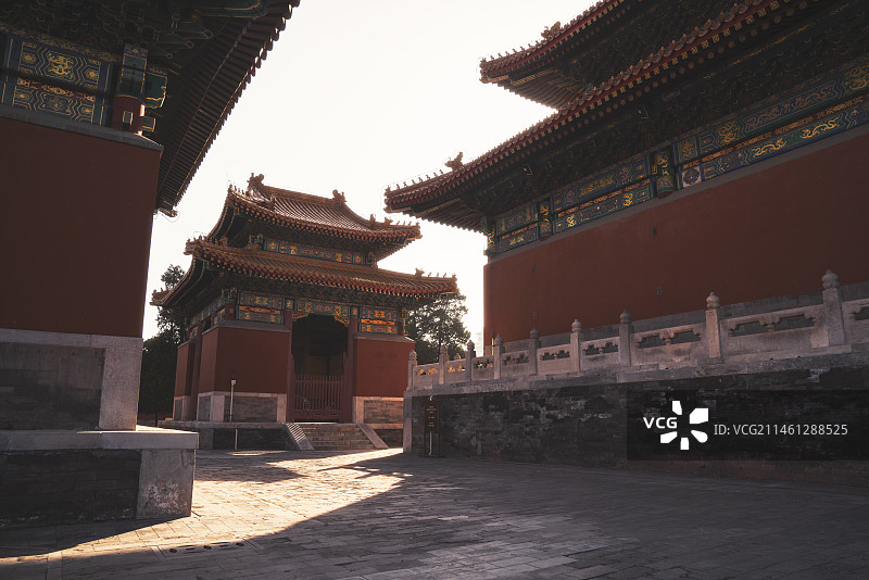 北京 历代帝王庙 景德崇圣殿与碑亭图片素材