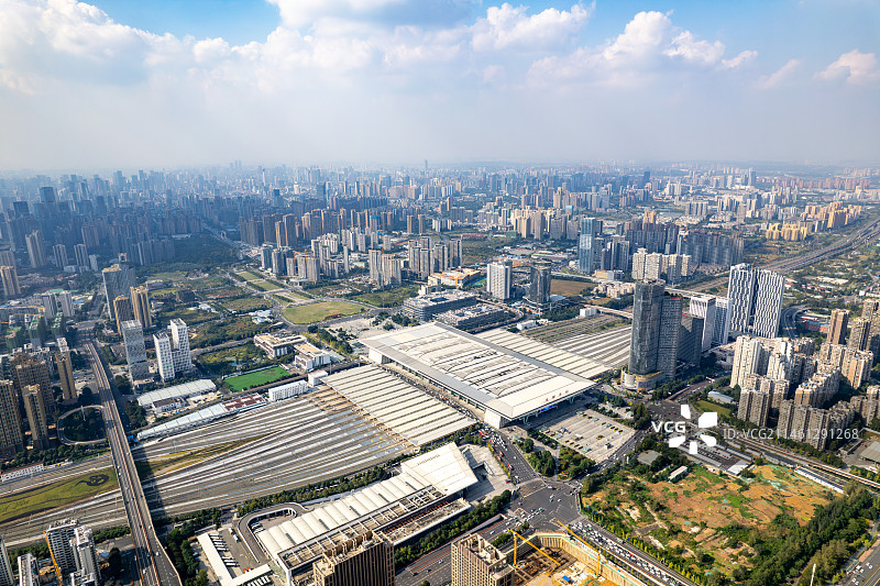 成都东站火车站航拍城市风光白昼晴天图片素材