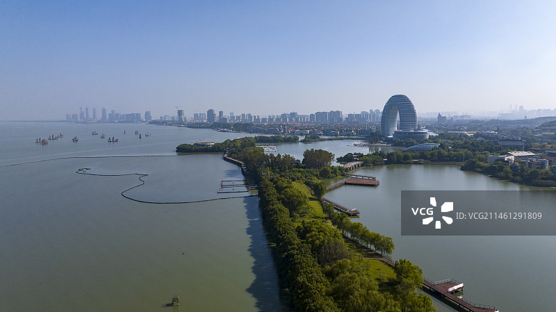 太湖边湖州喜来登月亮酒店图片素材