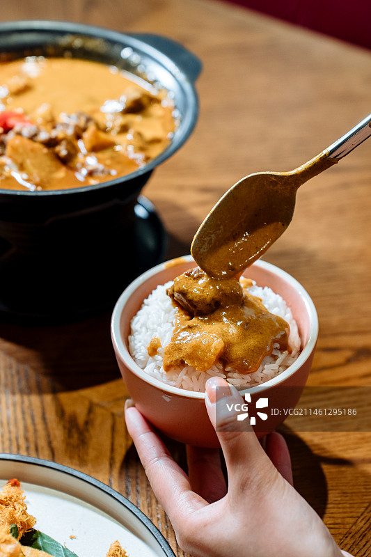米饭杀手咖喱牛腩图片素材